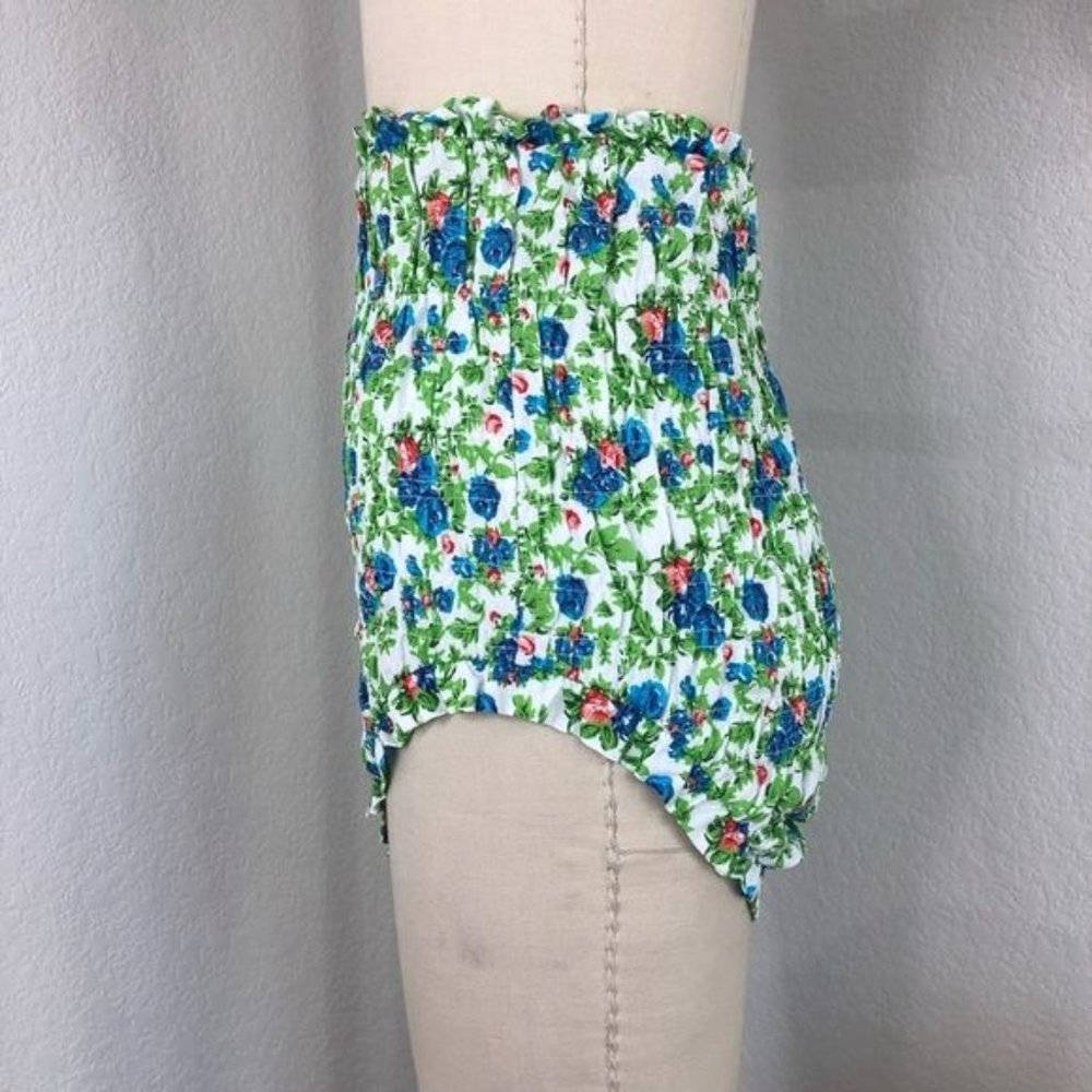 House Of Sunny Floral Smocked Bloomers High Rise Cover Up Shorts - Picture 3 of 10